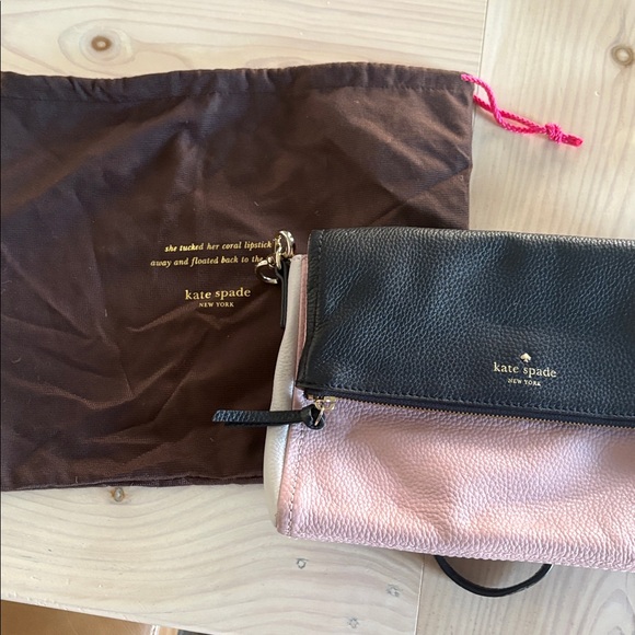 kate spade Cobble Hill Colorblock Leather Crossbody Bag in Black and Pink - Picture 2 of 4